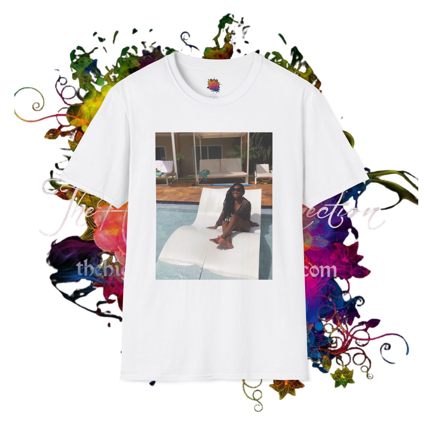 Pool Side Chill Vibes Unisex Softstyle T-Shirt