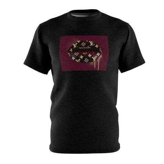 KISSABLE ONES / BURGUNDY (BLACK) ..  All Over Tee